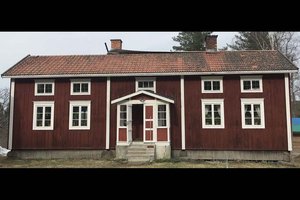 Måsen Bygg och projektledning Helrenovering av fastighet i Vålås innan renovering